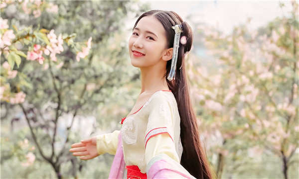 理塘三代试管包成功价格表：助你圆梦婴儿的真实成本